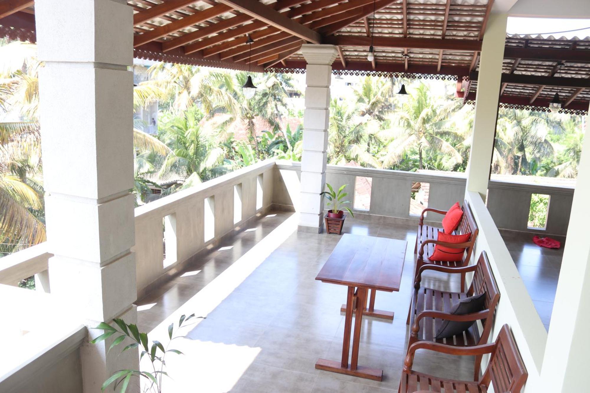 Plantation Surf Inn & Restaurant - มิดิกามาอีสต์ ภายนอก รูปภาพ
