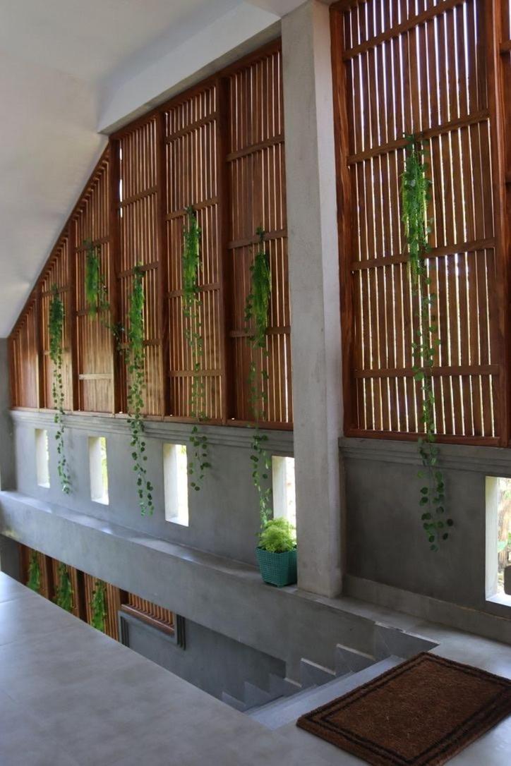 Plantation Surf Inn & Restaurant - มิดิกามาอีสต์ ภายนอก รูปภาพ